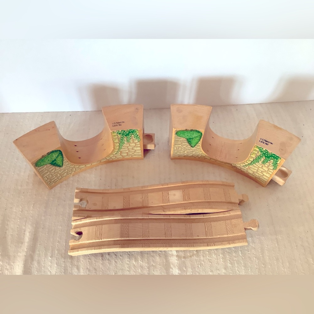 Rare Vintage Arched Viaduct Set Thomas & Friends Wooden Railway 2003, 4 Pieces - Picture 5 of 11